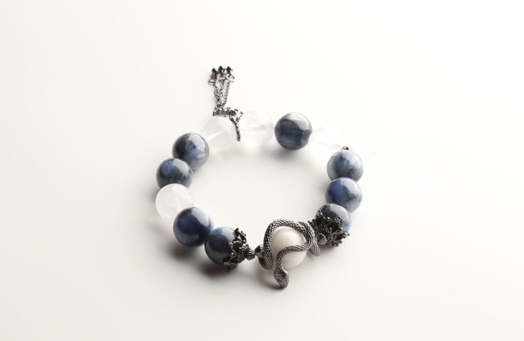 Healing Crystal Bracelet Frost Serpent’s Dream